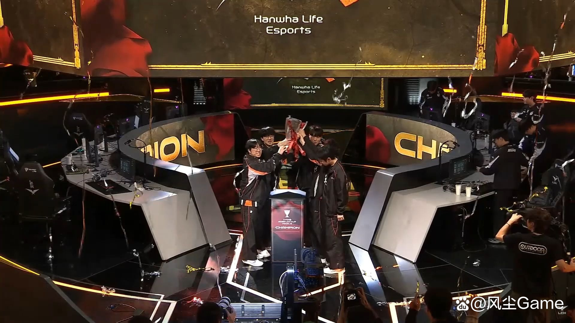 包含100T轻取DFM,369打出惊人五杀鏖战多局半决赛,点燃全场激情的词条 包含100T轻取DFM,369打出惊人五杀鏖战多局半决赛,点燃全场激情的词条