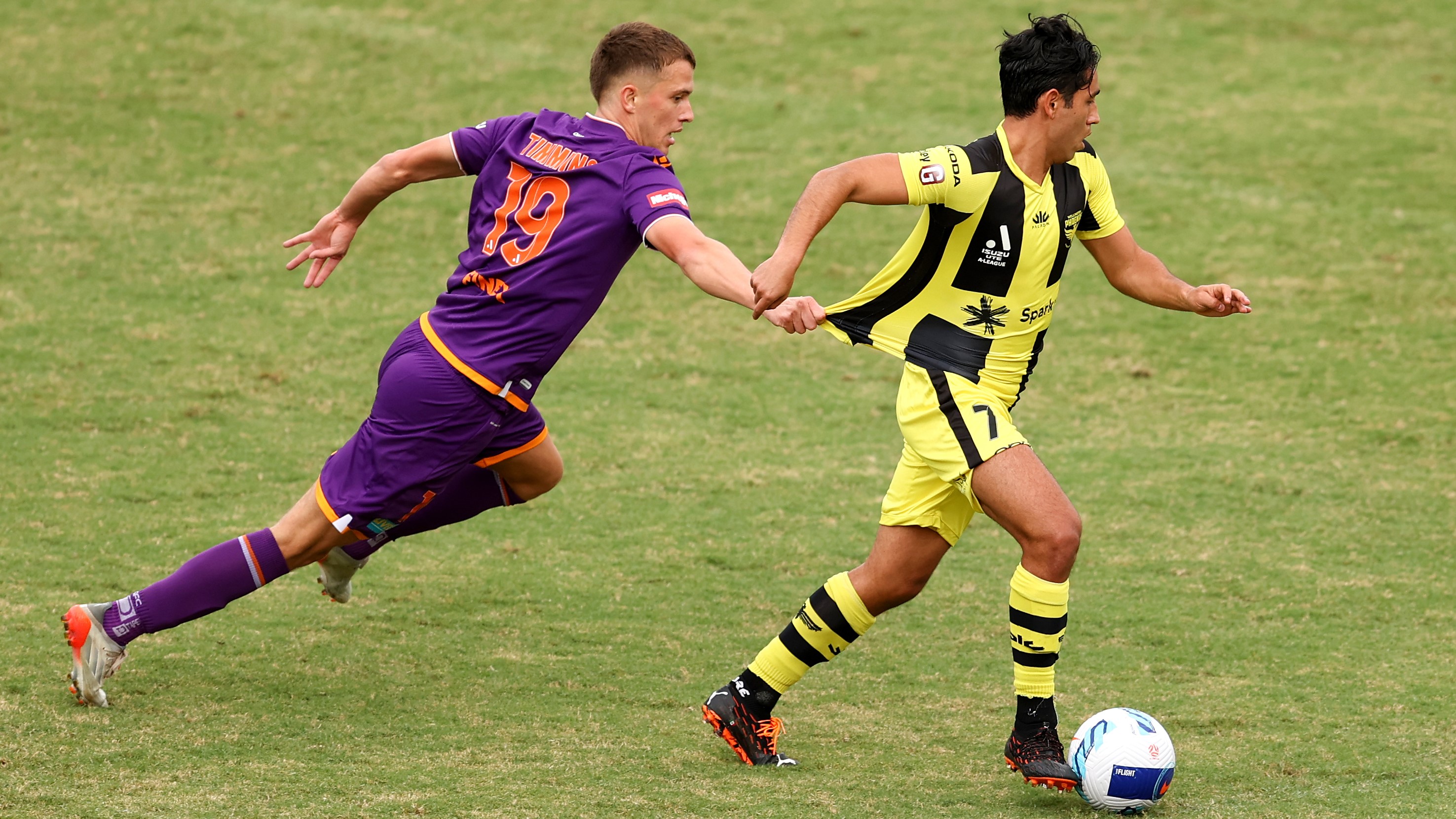 西悉尼流浪者获得比赛中的胜利,稳步上升的简单介绍 西悉尼流浪者获得比赛中的胜利,稳步上升的简单介绍