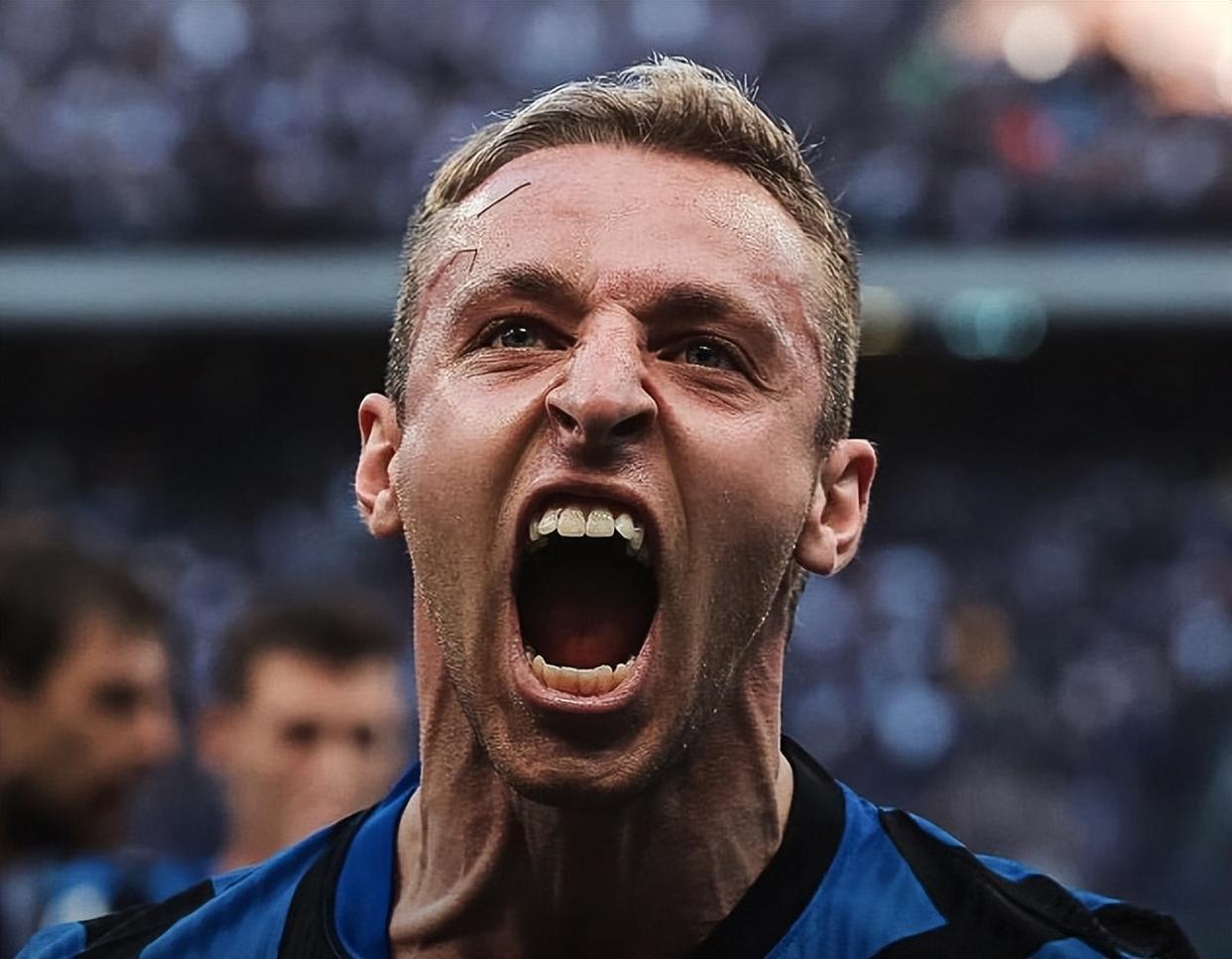 波兰横扫国际米兰,穆勒关键制胜 波兰横扫国际米兰,穆勒关键制胜