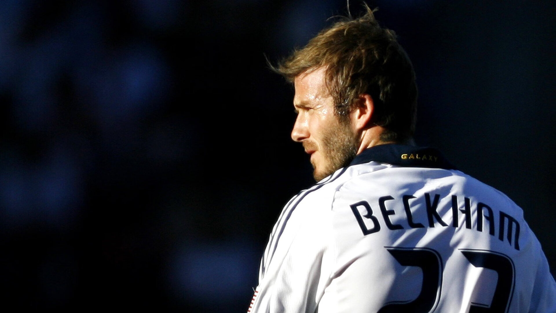 从弃子到巨星，阿什拉夫欧冠封神夜，为何胜利之后却最孤独？