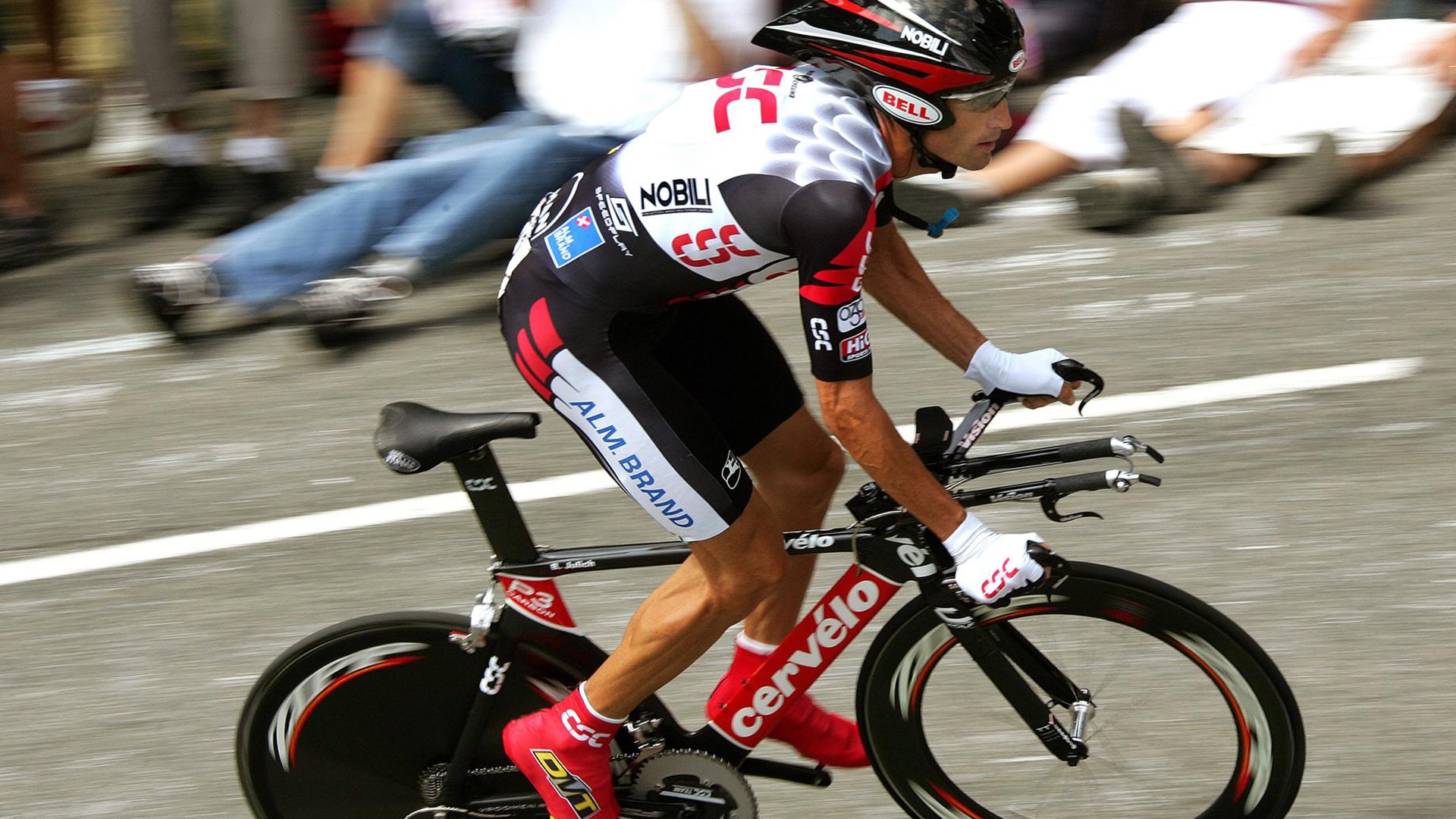 英格拉姆的非典型统治，当掘金遭遇奇才，一个全能前锋如何改写比赛逻辑