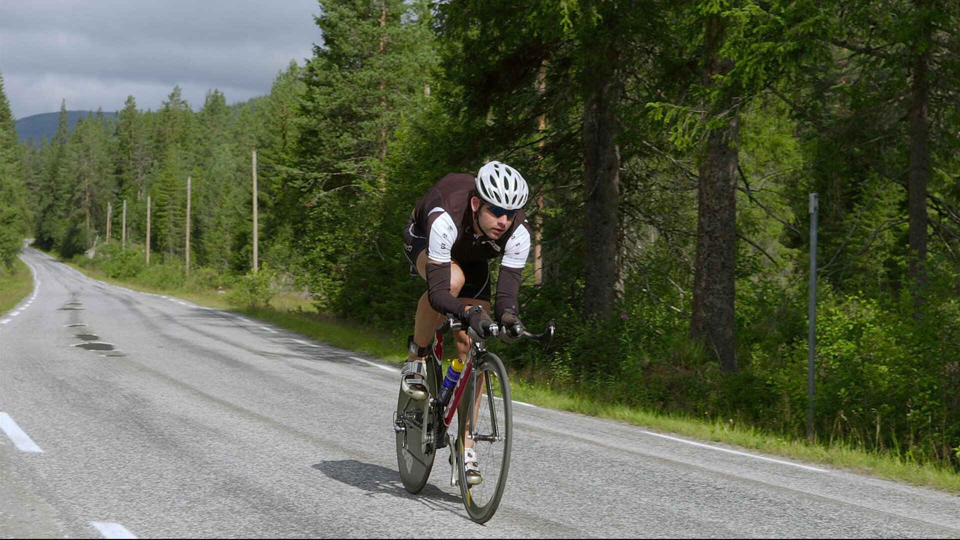 拉什福德奥运前夜巅峰统治！加纳连续重拳压制秘鲁，关键战上演接管式破局