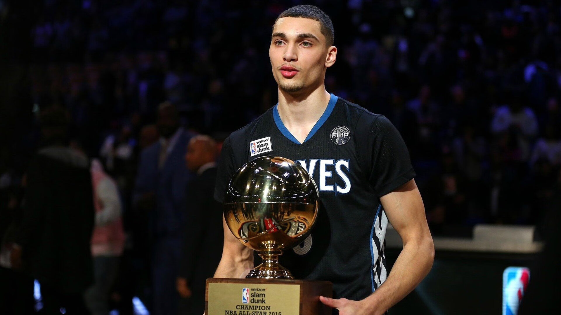 迪巴拉封神之夜！莱比锡红牛3-1逆转中国球队，全场最佳毫无悬念